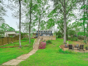Waterfront House on Toledo Bend w/ Private Dock!