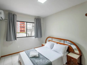 Apartment w/ Barbecue 350m From the Beach Ilh0503