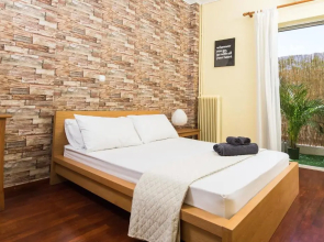 Malvina's Dream - Comfort and style-Central Aigio