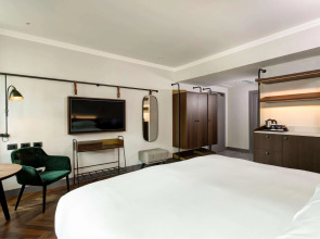 DoubleTree by Hilton Rome Monti