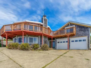 Carousel House in Pacific City