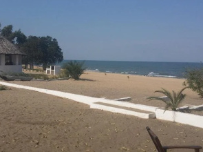 Fish Eagle Bay Lodge