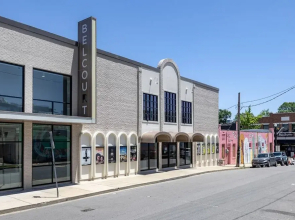 Minutes From Downtown Broadway The Nomad 4