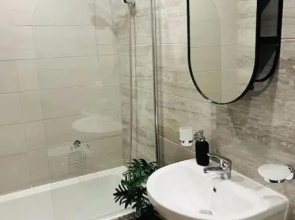 Sliema, Stylish 2 Bedroom Apartment with Parking