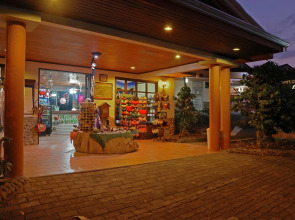 Volcano Lodge Hotel & Thermal Experience