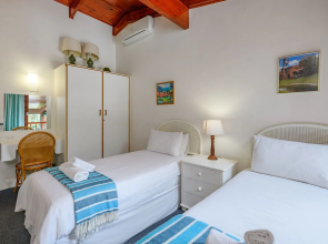 San Lameer Villa Rentals 3311