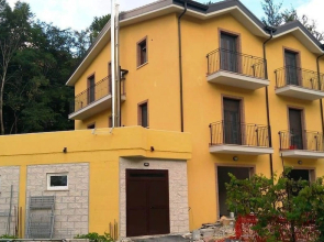Villa Center