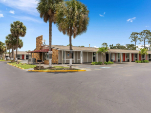 Super 8 by Wyndham Kissimmee-Orlando