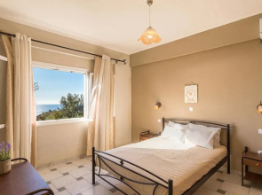 Luxury Apartment by the Pool - Pelekas Beach, Corfu