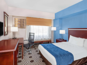 Baymont by Wyndham Delavan Near Lake Geneva
