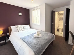 Housesleeps10-5bed- Citystay-parking-tv