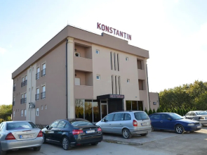 Konstantin Hotel