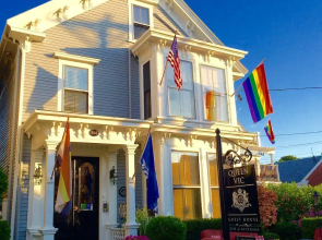 Queen Vic Guest House Provincetown Adults Only