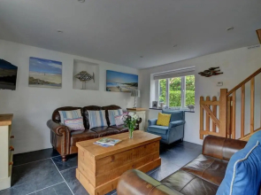Comfortable Holiday Home in Croyde with Hot Tub