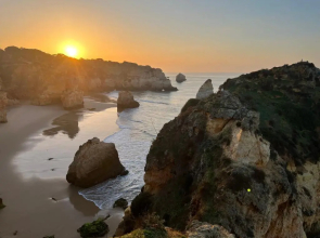 Alto Golf Apartments