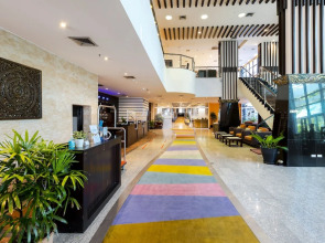 Pinnacle Lumpinee Park Hotel