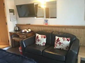 Henwick House Bed and Breakfast