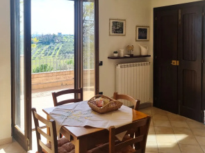 1-bed Apartment Abruzzo, Italy 15 Minutes to sea