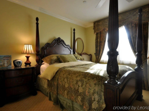 Atlantis Inn Luxury Bed and Breakfast