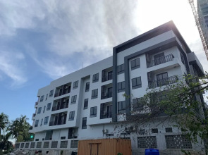 SS Hotel and Residence