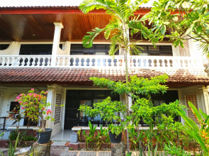 Hotel Ayu Beach Inn