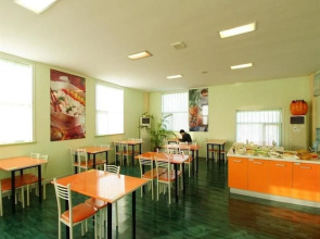 Luke Hotel