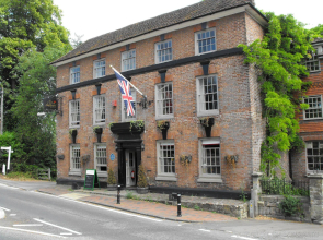 Chequers Inn by Greene King Inns