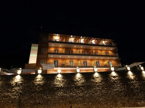 Karos Hotel Llaman