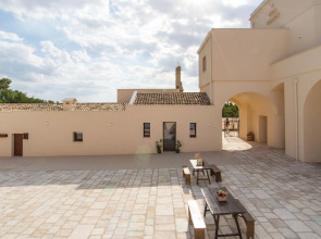 Masseria Fontana di Vite