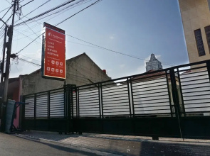 Residences by RedDoorz near MT Haryono