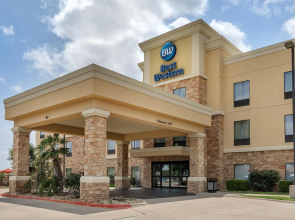 Best Western Bastrop Pines Inn
