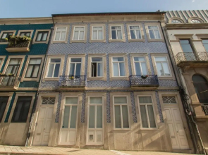 Smooth Oporto Apartment by Porto City Hosts