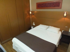 Jb Palace Hotel