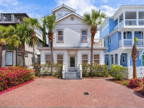 Seacrest Beach Home for 17, Huge Resort Pool & Beach Tram