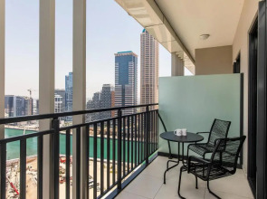 Zada Tower 1Br With Amazing Dubai Canal View