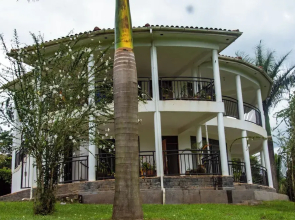 Nile Retreat - Luxury Villa in Jinja