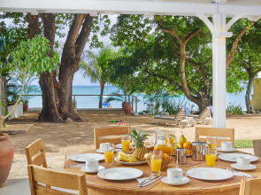 Le Beachclub Serviced Apartments and Villas