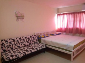 Room in Guest Room - Chan Kim Don Mueang Guest House, 550 Yards From Impact Muang Thong Thani