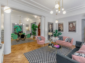 Holt - The Great Gatsby