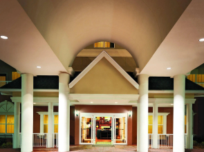 Holiday Inn Express & Suites Lakeland North - I-4 by IHG