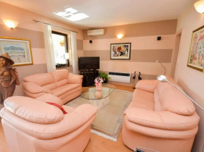 La Grande Apartments