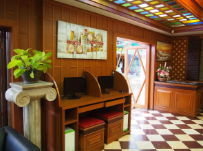 Renoir boutique hotel