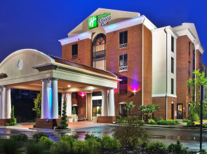 Holiday Inn Express Atlanta - Stone Mountain