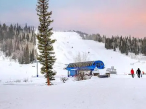 Powderhorn Lodge 102: Sego Lily Suite