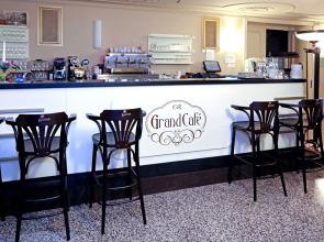 Grandhotel AMBASSADOR National House