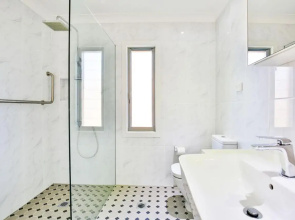 Watermans - Pet Friendly - 1 Min Walk to Beach