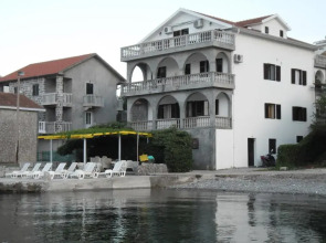 Apartments Petrović