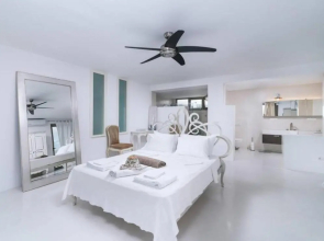 Villa Olympia in the Palm Trees