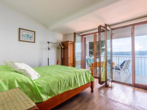 Amazing Apartment in Lokva Rogoznica With Wifi and 2 Bedrooms