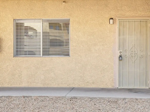 4 Mi to Surprise Stadium: Condo w/ Pool!